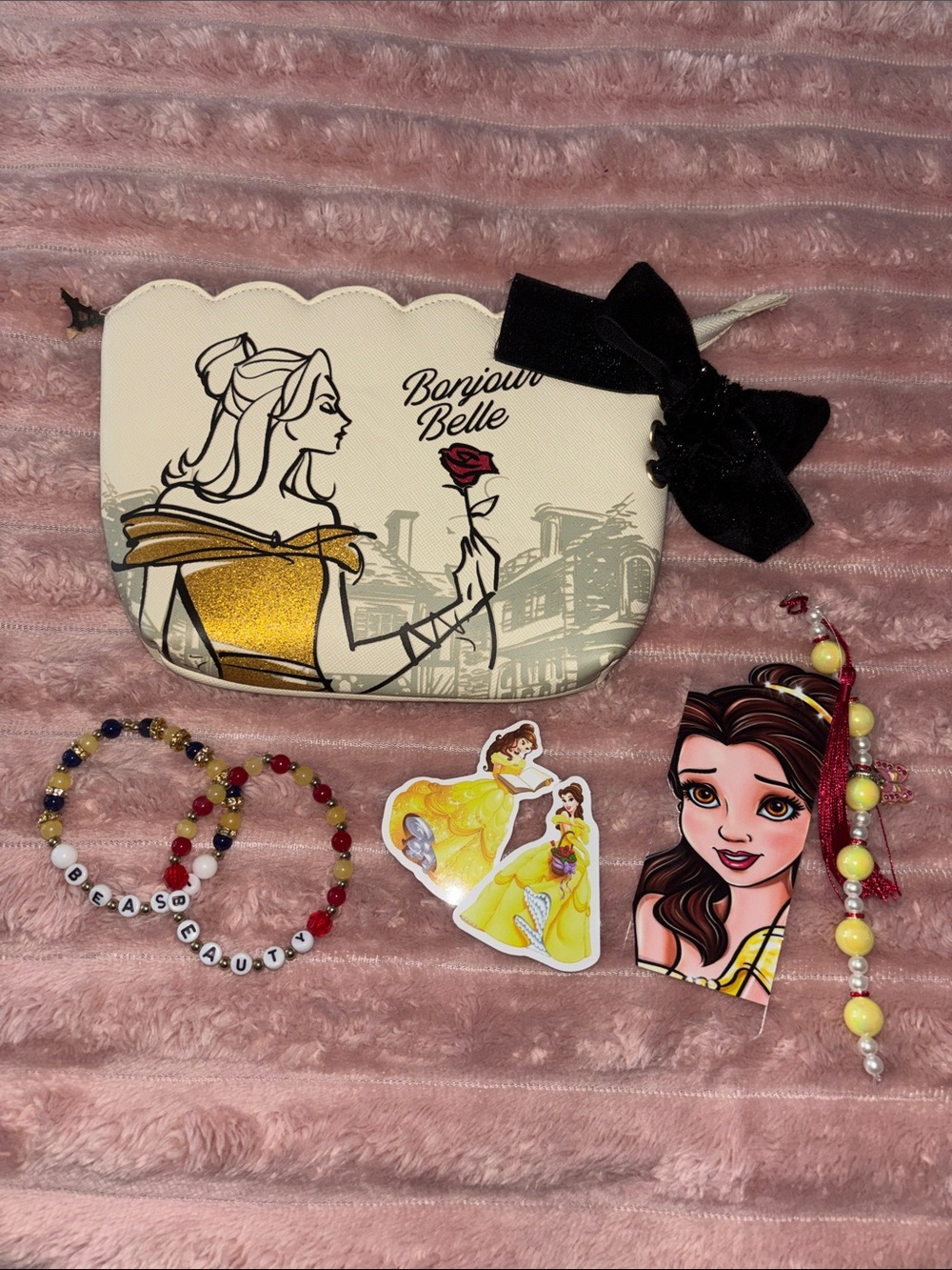 Reader Princess fandom vibes bundle 🌹💛❤️💙 - Picture 2 of 7